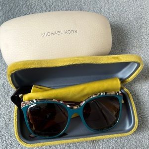 COPY - Sunglass Cases for Zeknnymom